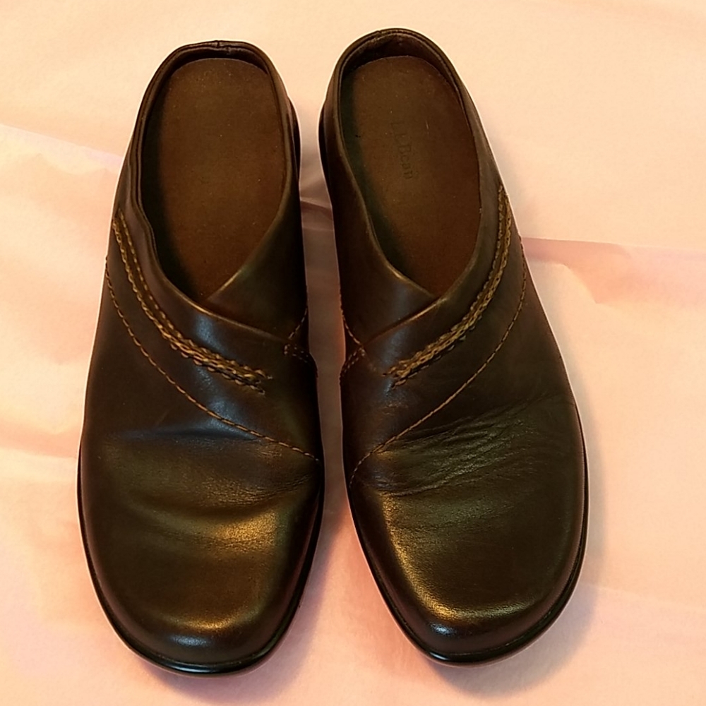 L.L. BEAN BROWN LEATHER SLIP-ON SHOES SIZE 8 M